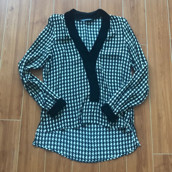 Zara top.  Black and white - Picture 1 of 4